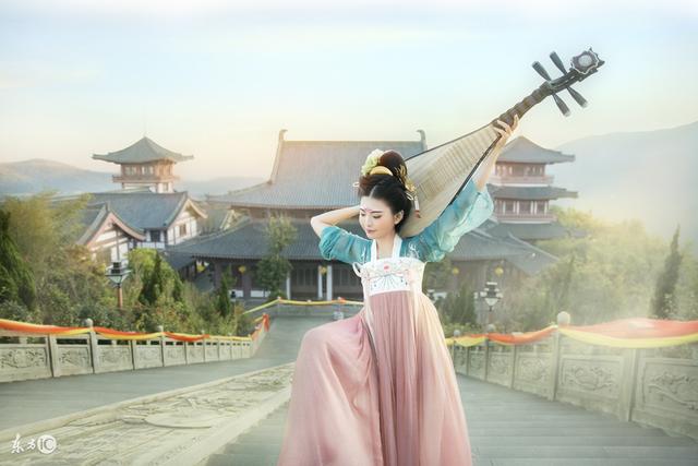 小说：男子向天帝求亲，然而他却悔婚要另娶她人，还给她送了请柬