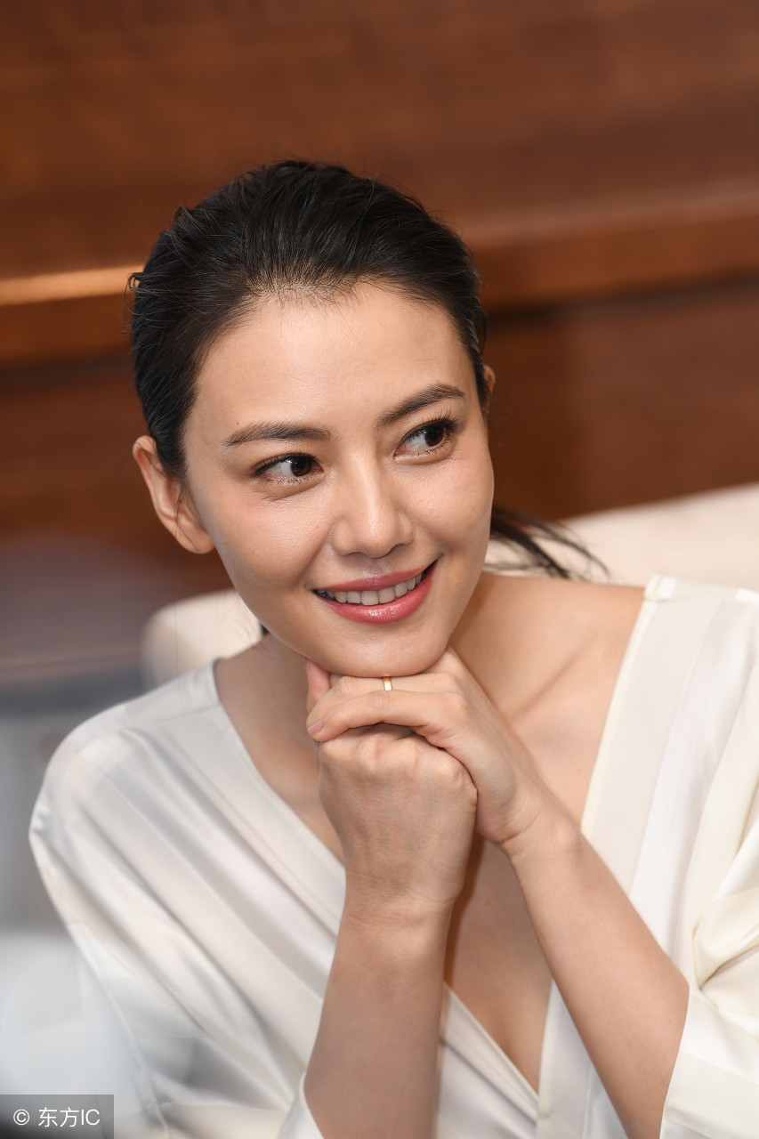 国民女神高圆圆:插足袁泉感情,王一博背后金主,屡被公公刁难