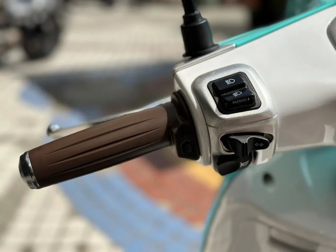 维多利亚sixties250颜色,维多利亚sixties250si和姜戈哪个好