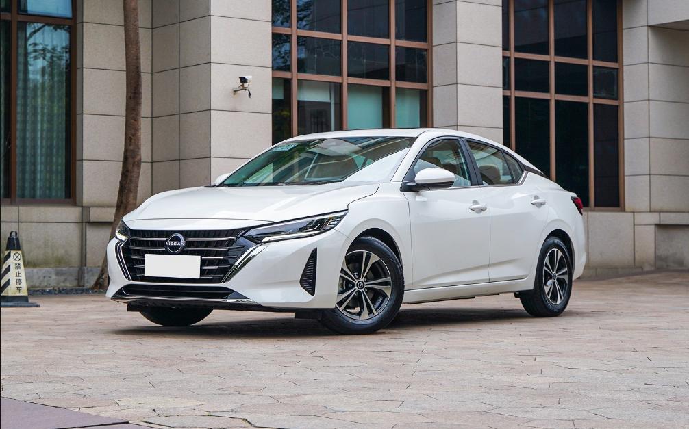 伊兰特7代1.5尊贵版轩逸14代1.6悦享,买轩逸14代和伊兰特7代哪个好点