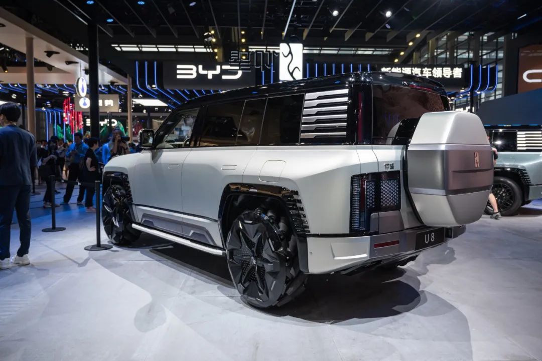 上海车展仰望u8和u9,仰望u8和仰望u9有什么区别