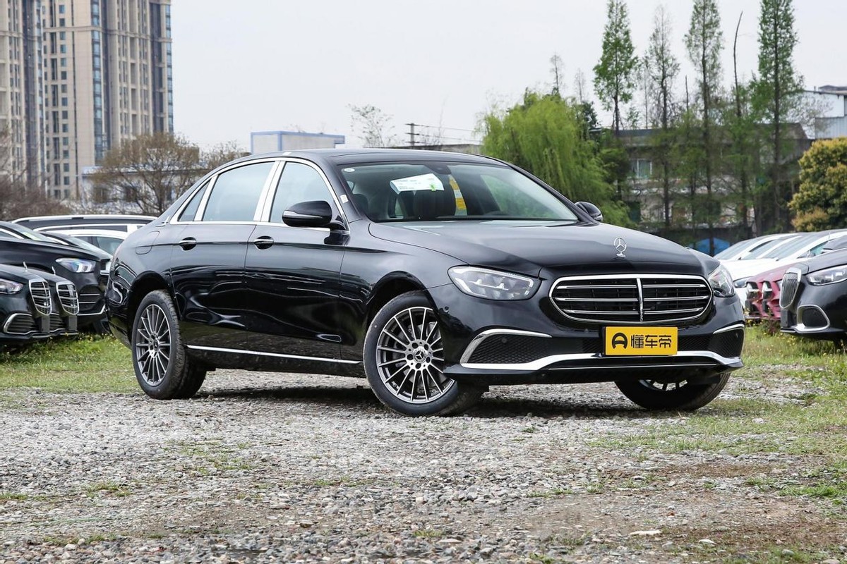 奔驰c级和奥迪a6l,奔驰c级和奥迪a6l哪个更值得买