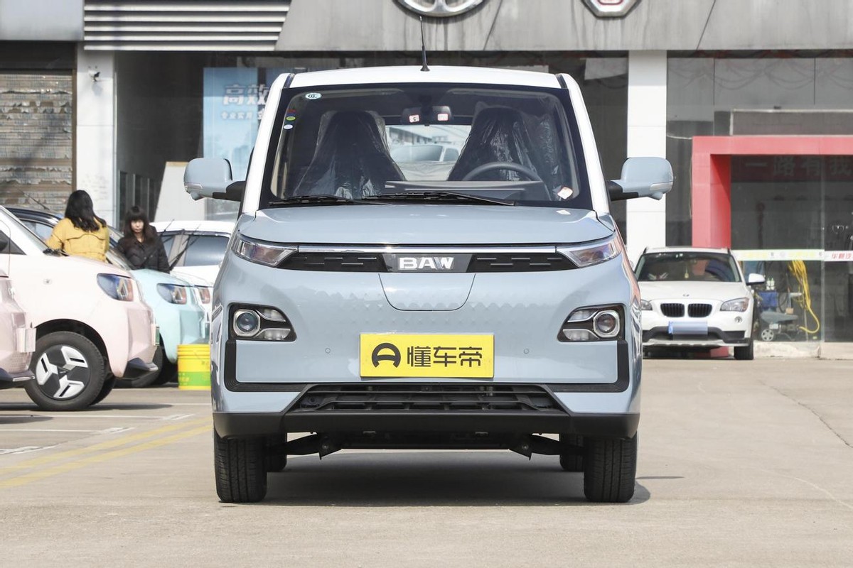 北汽绅宝轻享版,北汽家宝纯电动汽车