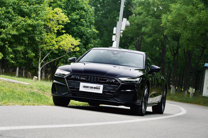 全新奥迪a7l尊享试驾之旅,新款奥迪a7l入门版试驾