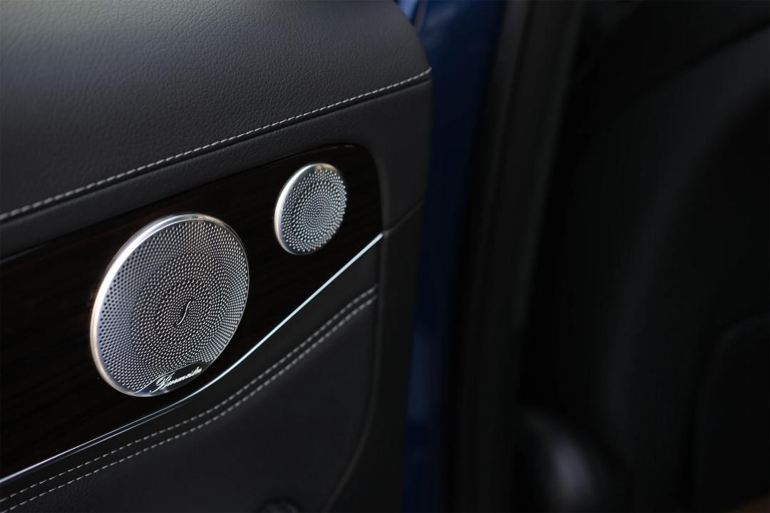 卖二手奔驰glc260注意什么,瑕疵17年奔驰glc260二手多少钱