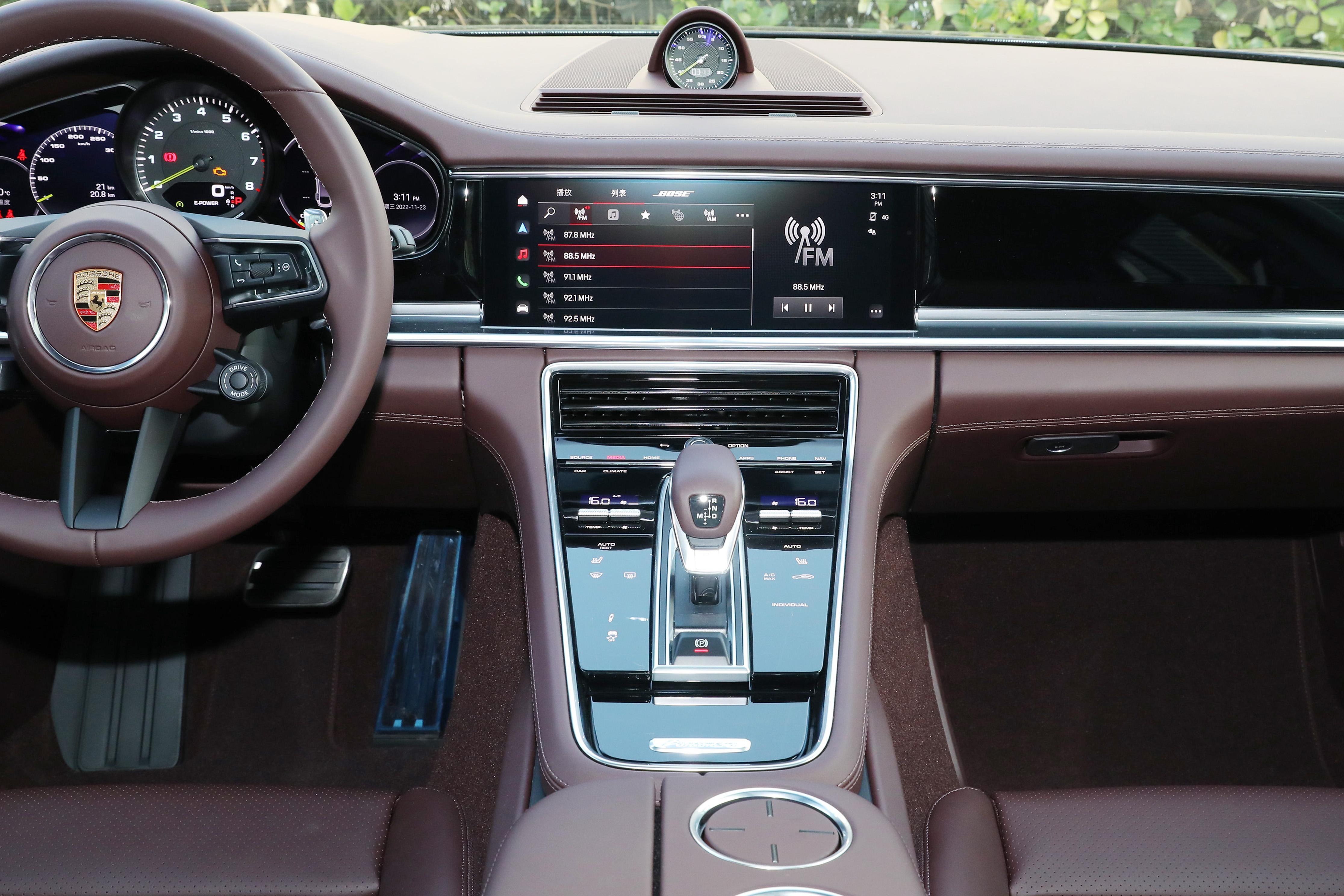 插电混动优点和缺点,插电混动版的优缺点