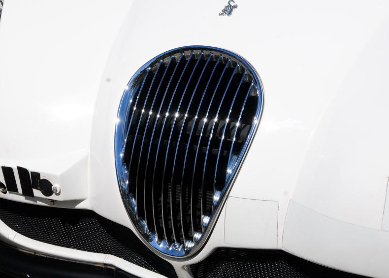 和保时捷一个档次的车,比保时捷高一个档次的车品牌