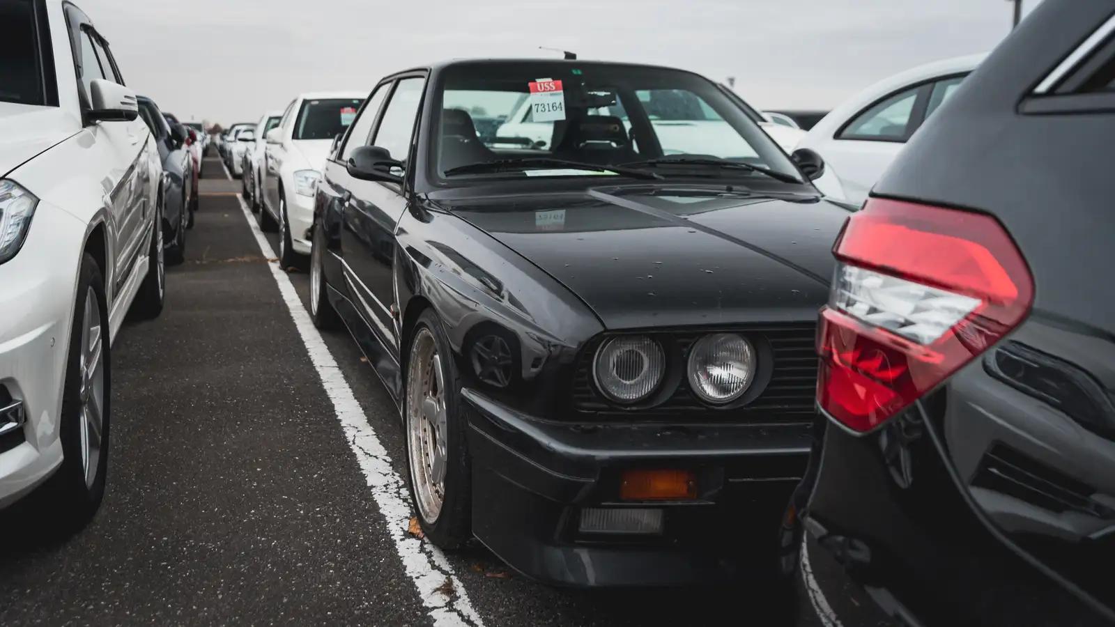 日本二手车拍卖市场,日本最大的二手车拍卖市场