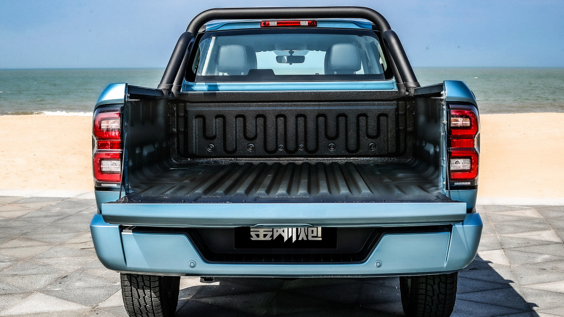 10万元级自动挡皮卡金刚炮上市,买10万元级自动挡皮卡就选金刚炮