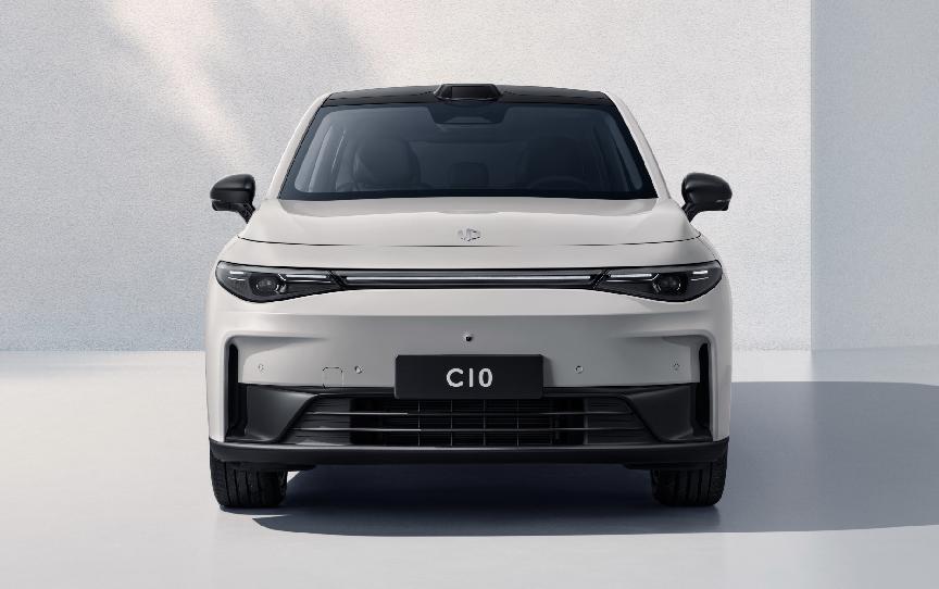 丰田荣放rav4对比xc50空间,国产vs合资大对比