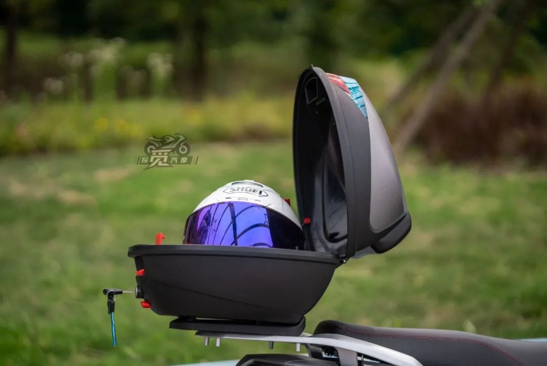 济南轻骑铃木uy125车多少钱,轻骑铃木uy125最新款多少钱