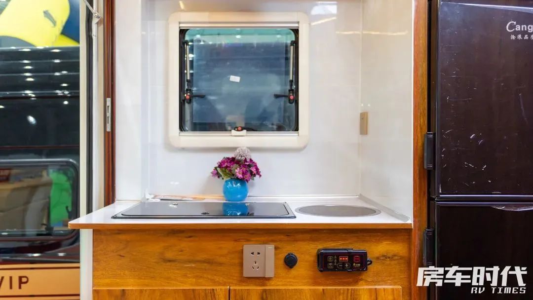 跃进h500房车升降顶,跃进H500平头轻卡房车