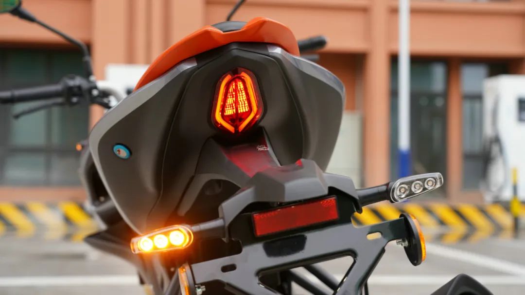 新手入门mini街车,mini摩托车颜值天花板