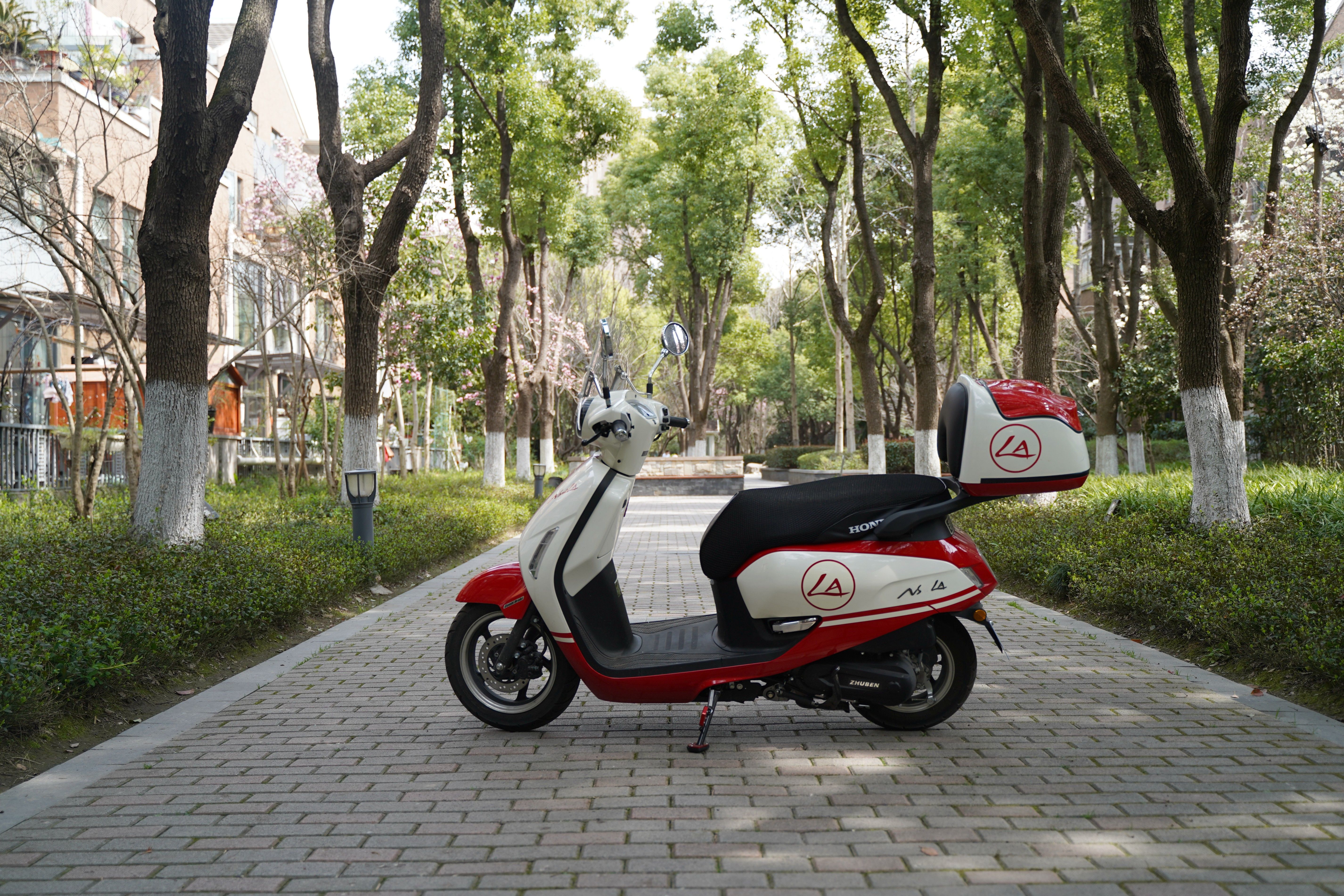 新大洲本田ns125la二手,新大洲本田NS125LA优点和缺点