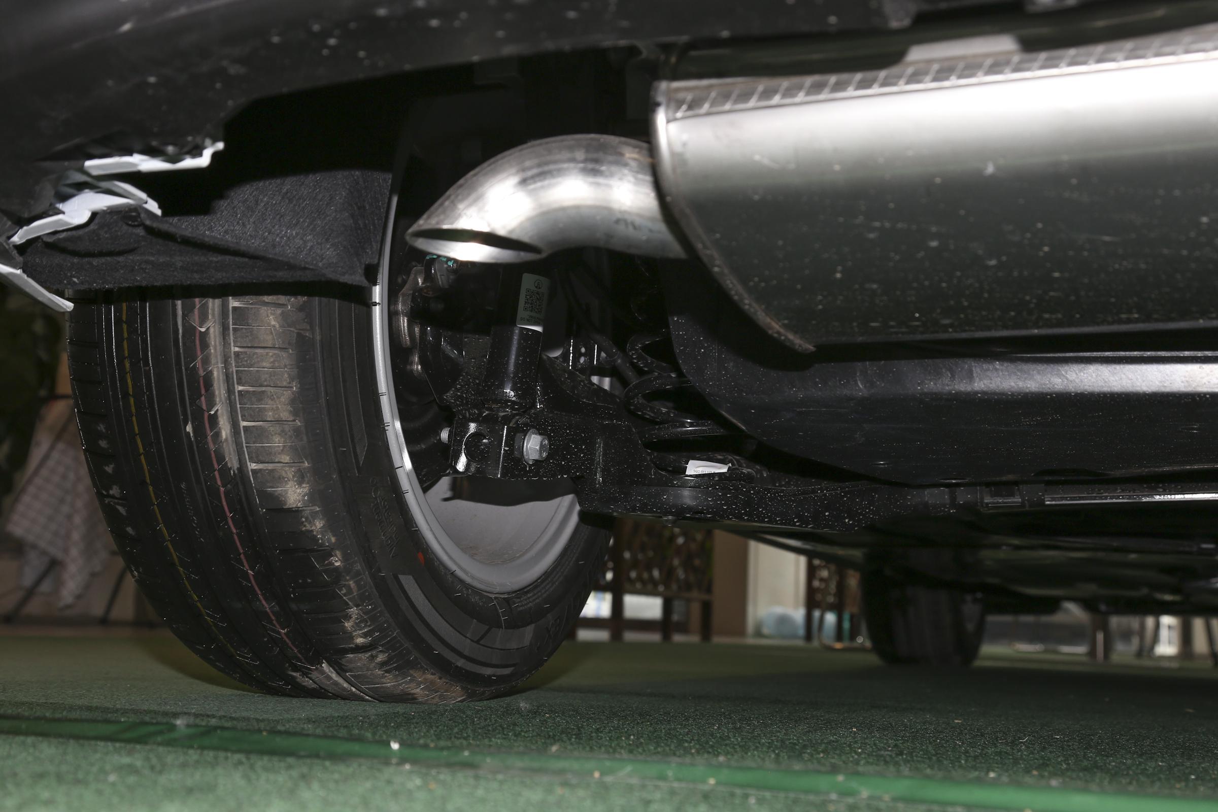 两厢大众高尔夫小车,大众高尔夫与骐达两厢车区别大吗