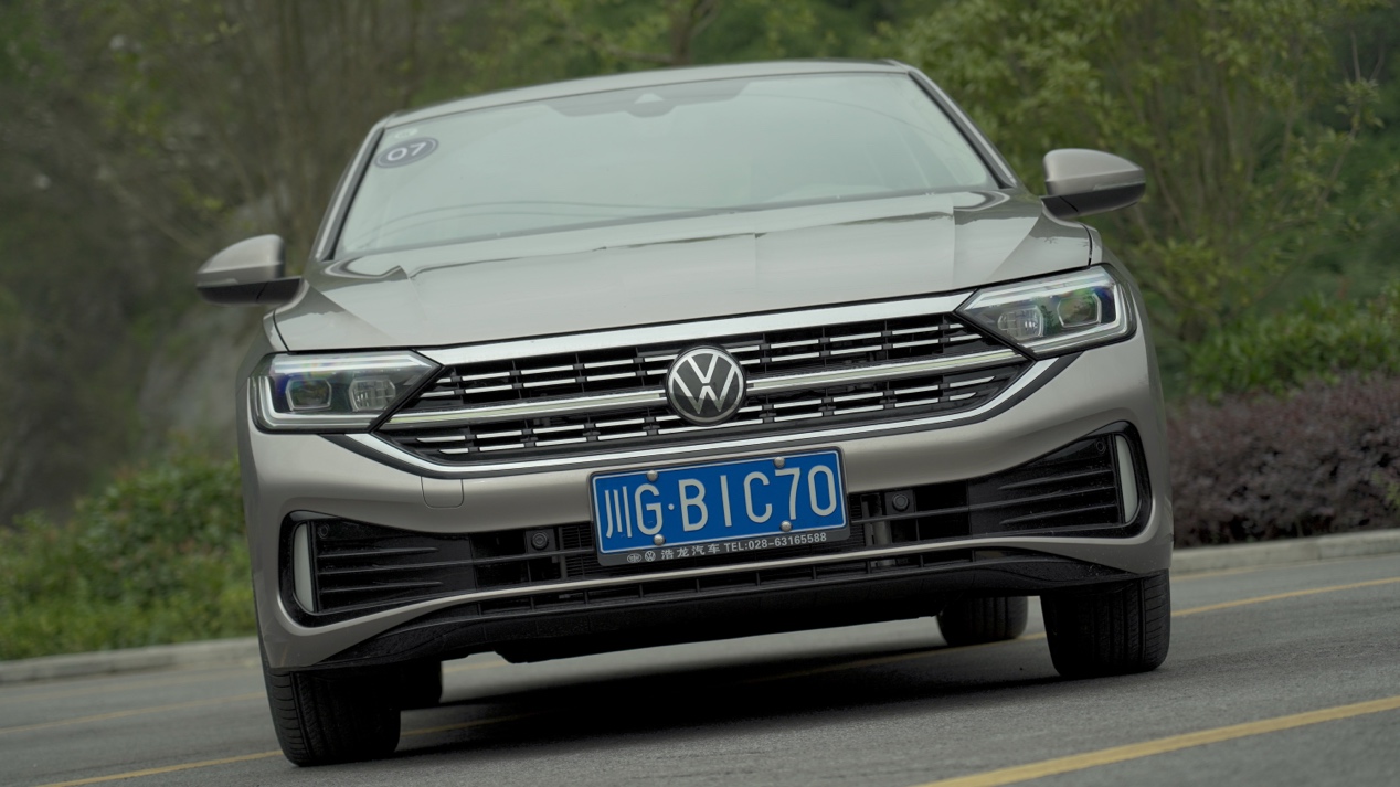 速腾300tsi落地版,23款速腾300tsi超越版试驾