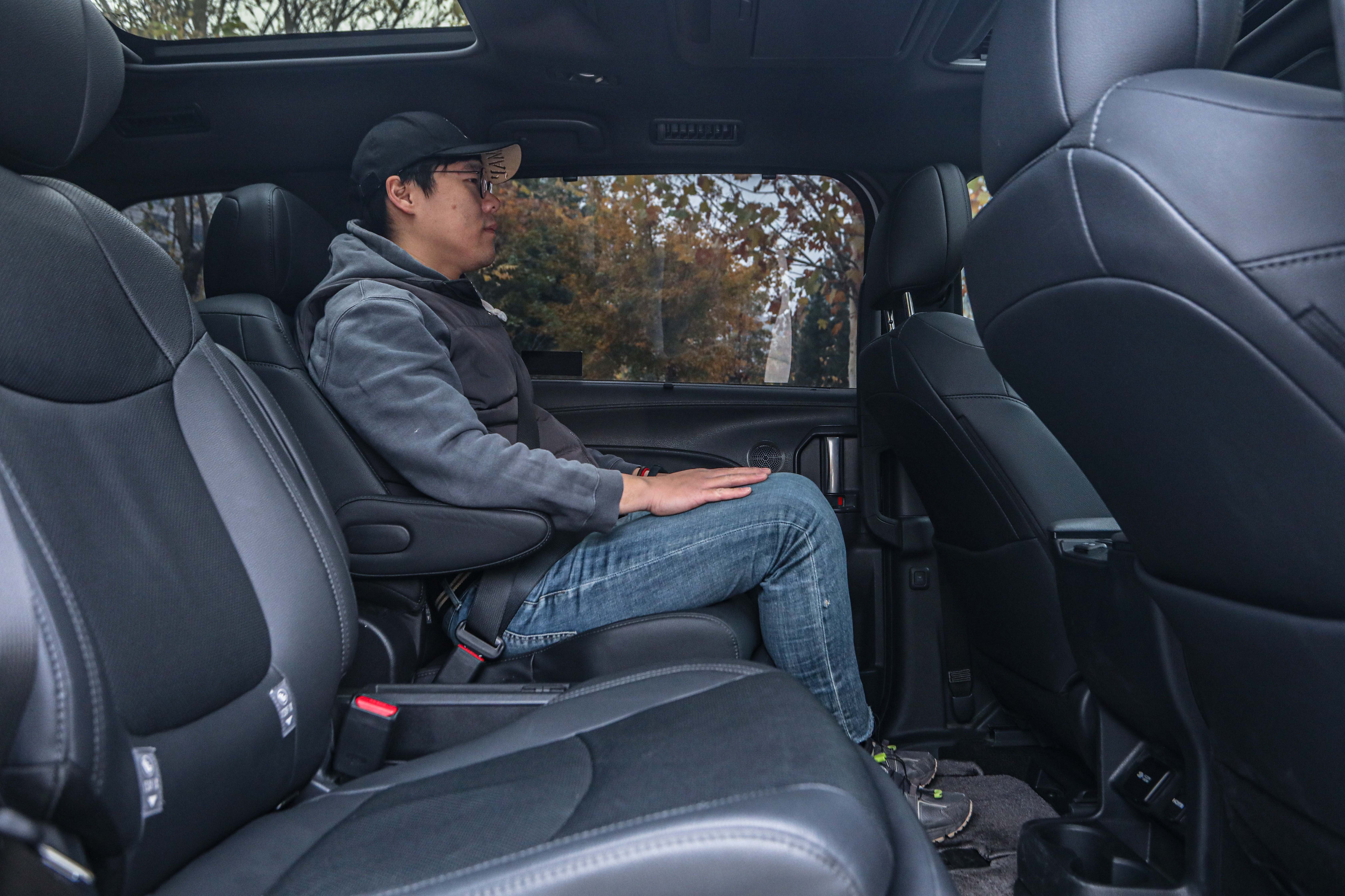 广汽丰田赛那预售32-42万,广汽丰田赛那预售32-42万元