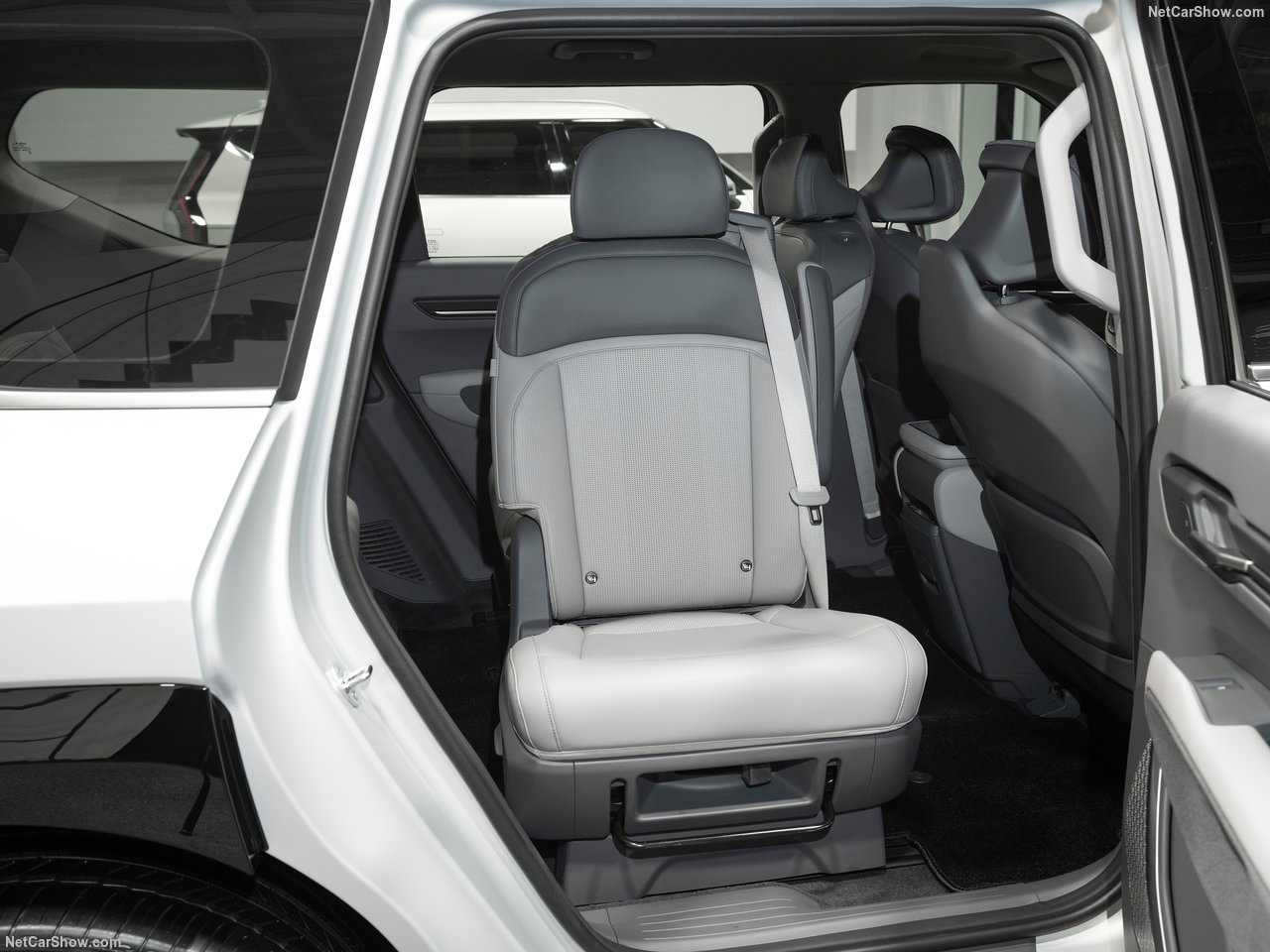 起亚ev9最新谍照定位纯电中大型suv,量产版起亚ev9