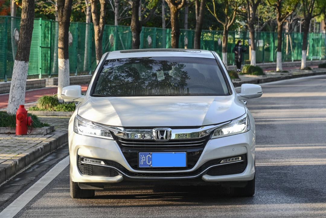 2020年雅阁1.5t大功率二手价格,2014款雅阁2.4豪华版二手价格