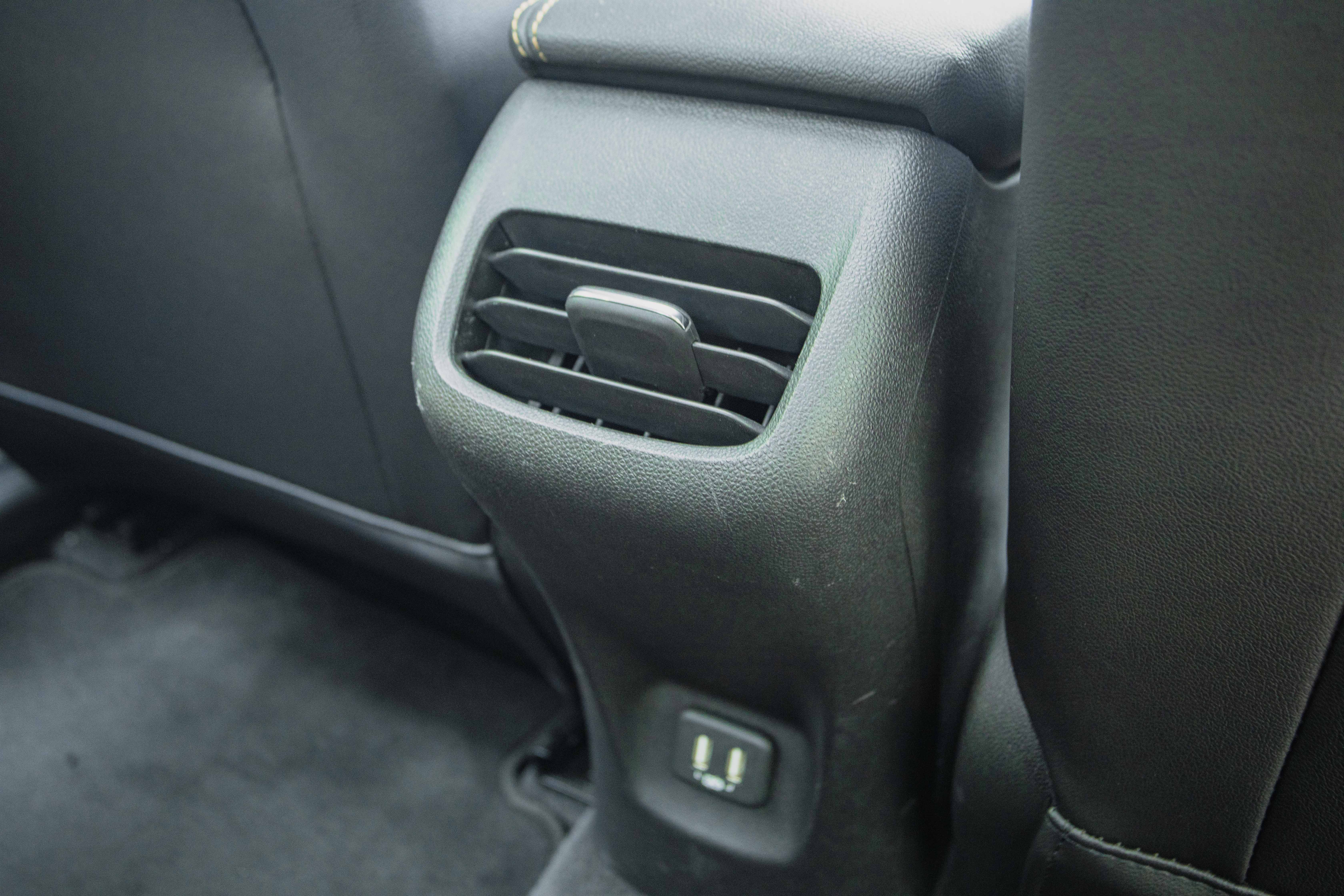 2022别克威朗progs疾风版油耗,2022别克威朗progs追风版白色