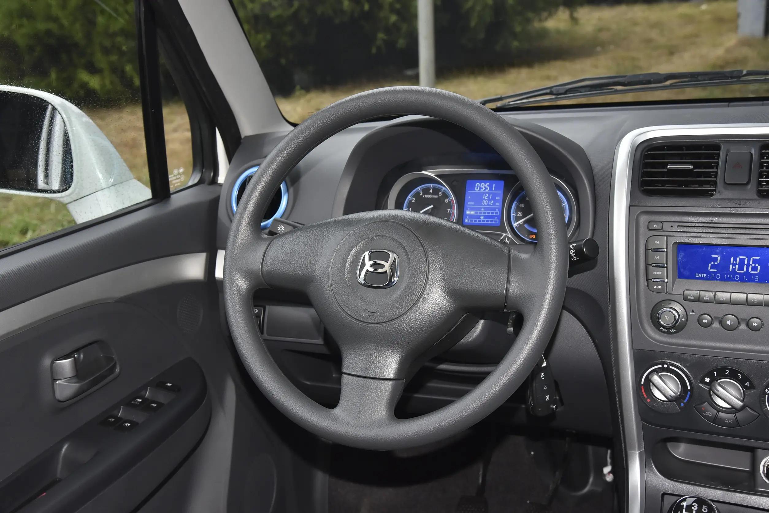 新款北斗星x5值得买吗,5-10w适合年轻人的家用车