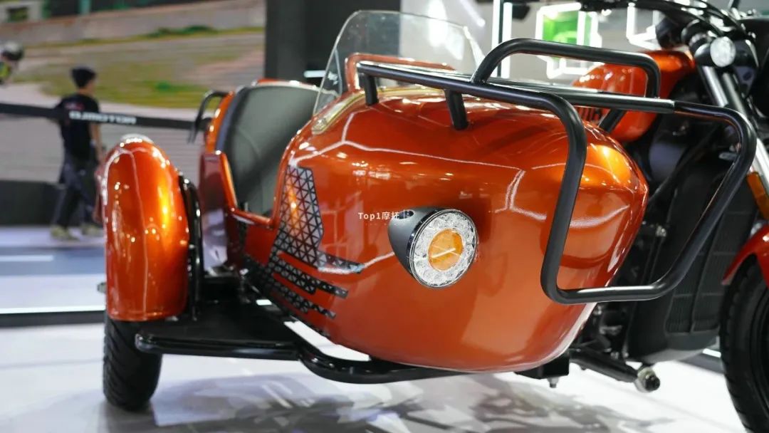 qj摩托2025新品发布,2021年北京摩展边三轮