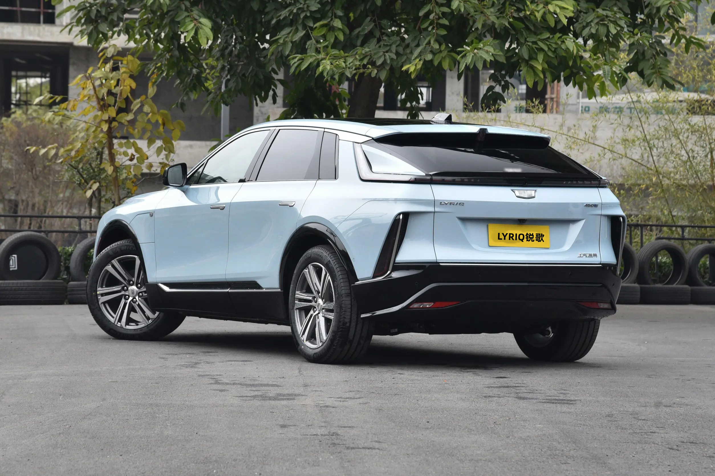 凯迪拉克lyriq锐歌高性能版,凯迪拉克lyriq锐歌续航测试