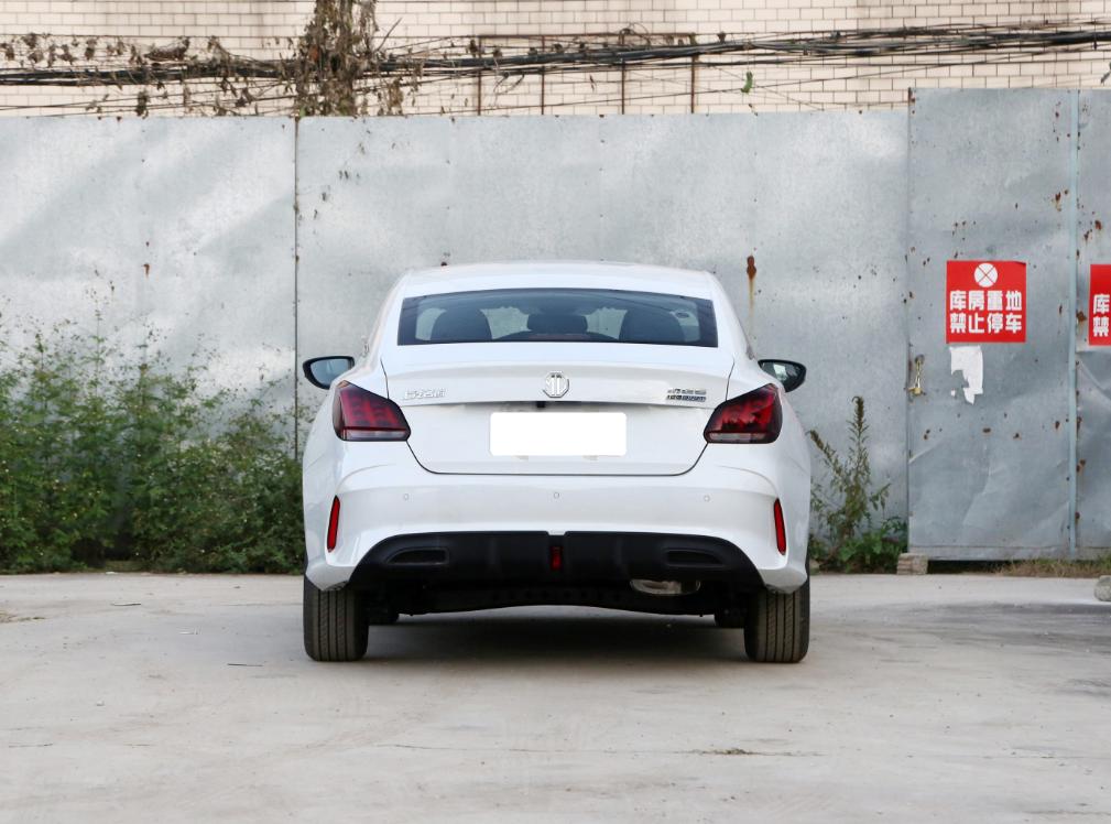 名爵mg5新款高配,名爵mg5新款是燃油车吗