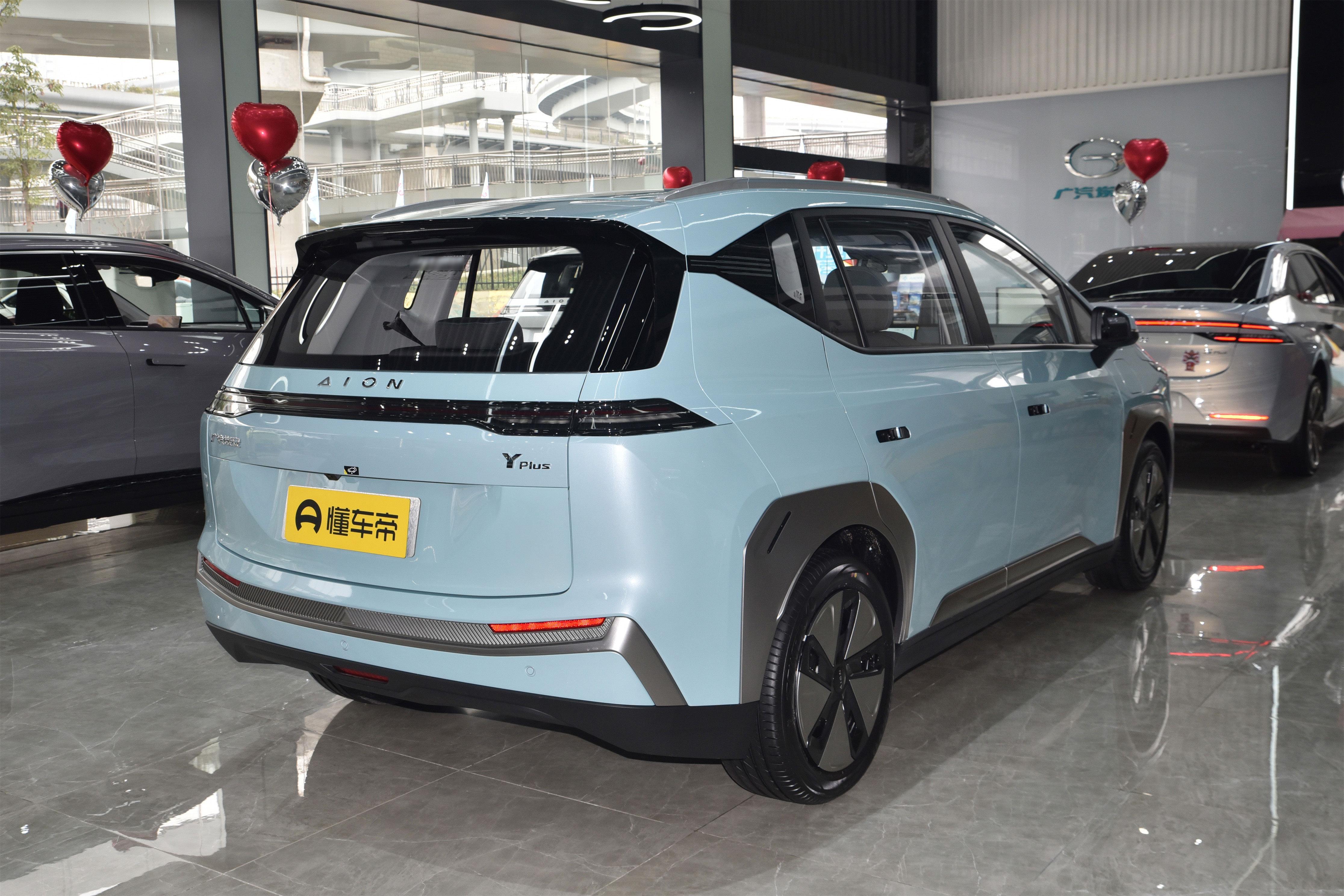 广汽埃安aiony和比亚迪海豚,比亚迪海豚性价比