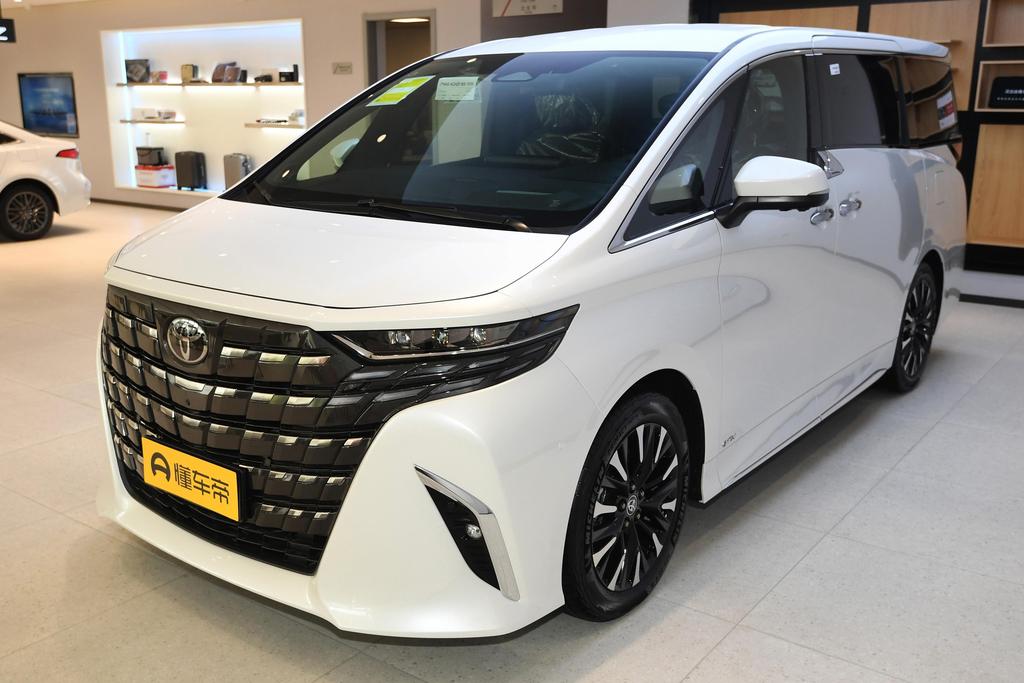 商务座驾推荐,五菱商务堪比埃尔法