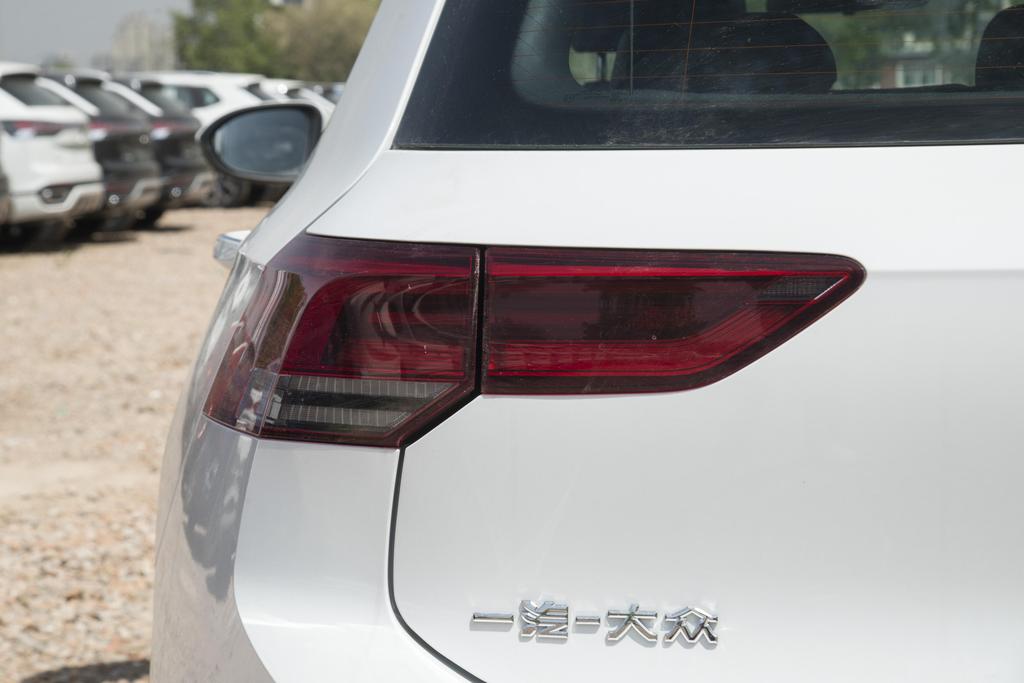 大众高尔夫值得买吗,大众高尔夫和高尔夫嘉旅