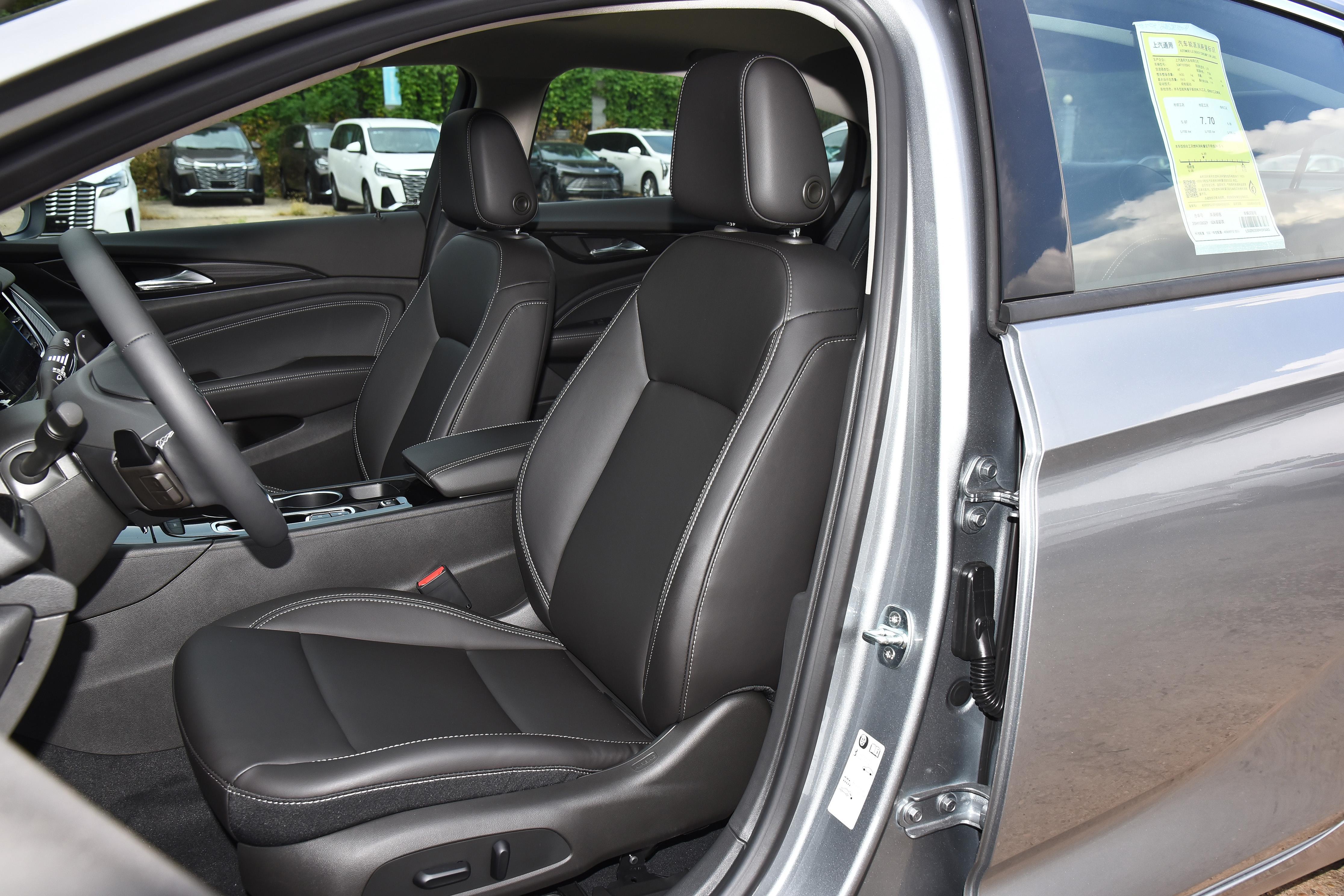 雅阁君威对比,天籁君威蒙迪欧索纳塔怎么选