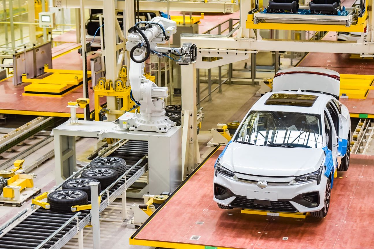 3.9秒加速不输超跑重庆体验aionlx,AIONLX四驱旗舰版