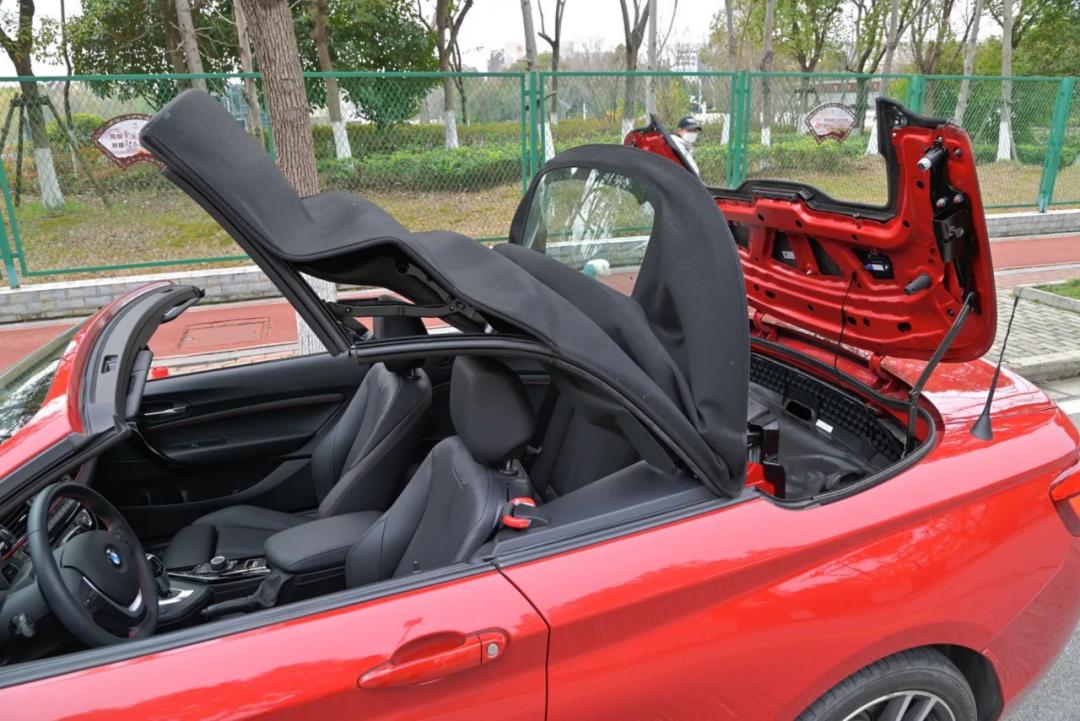 十多万二手宝马2系敞篷,15年宝马2系220i敞篷