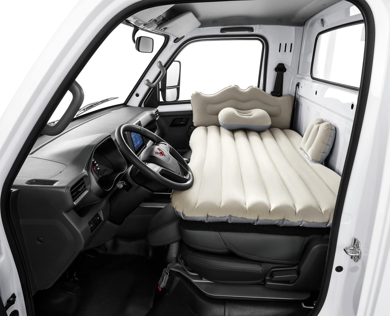 五菱新卡能拉2.5吨货,五菱最新款拉货王