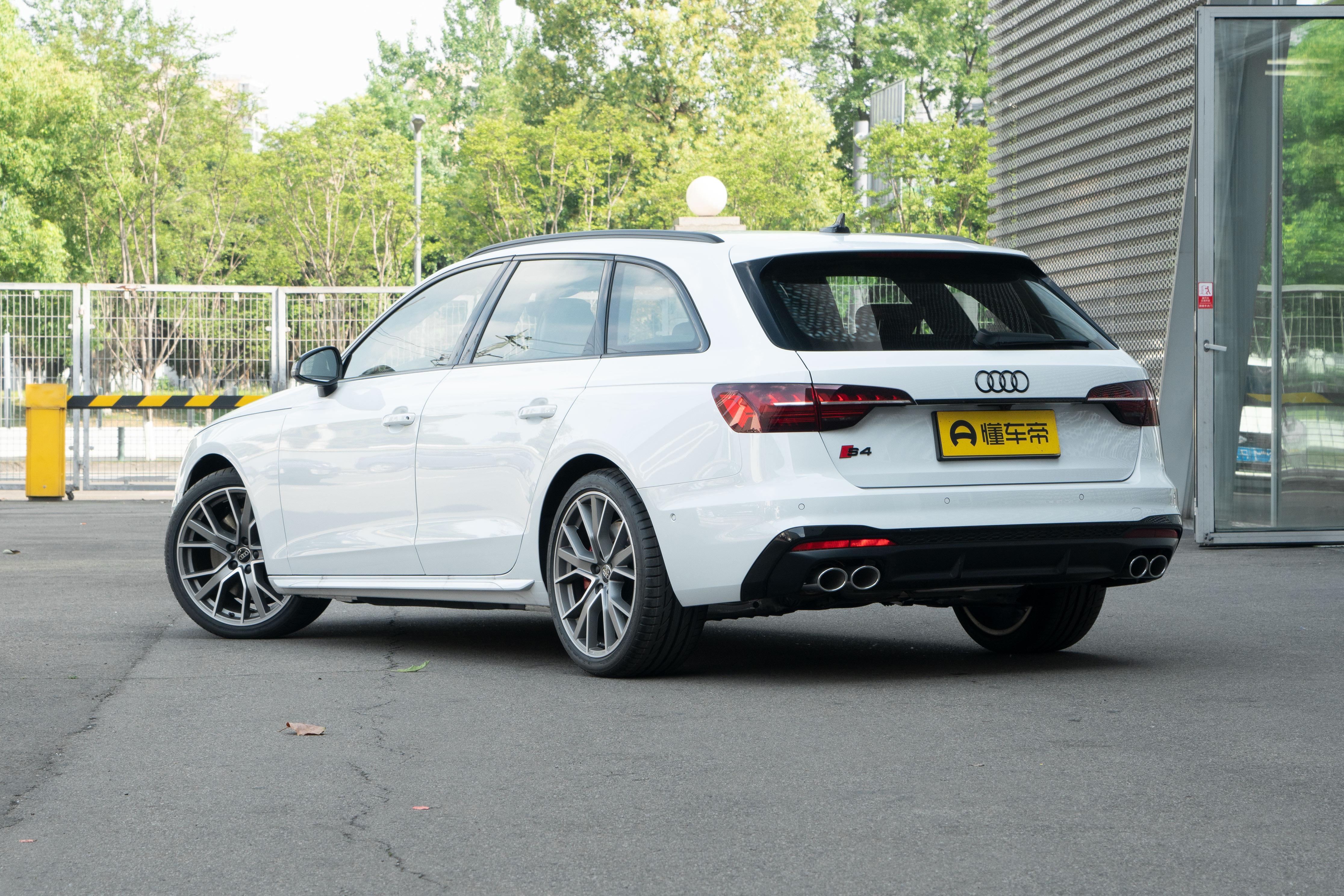 奥迪s4avant将正式上市出售,奥迪s4avant开启预定低配版rs4