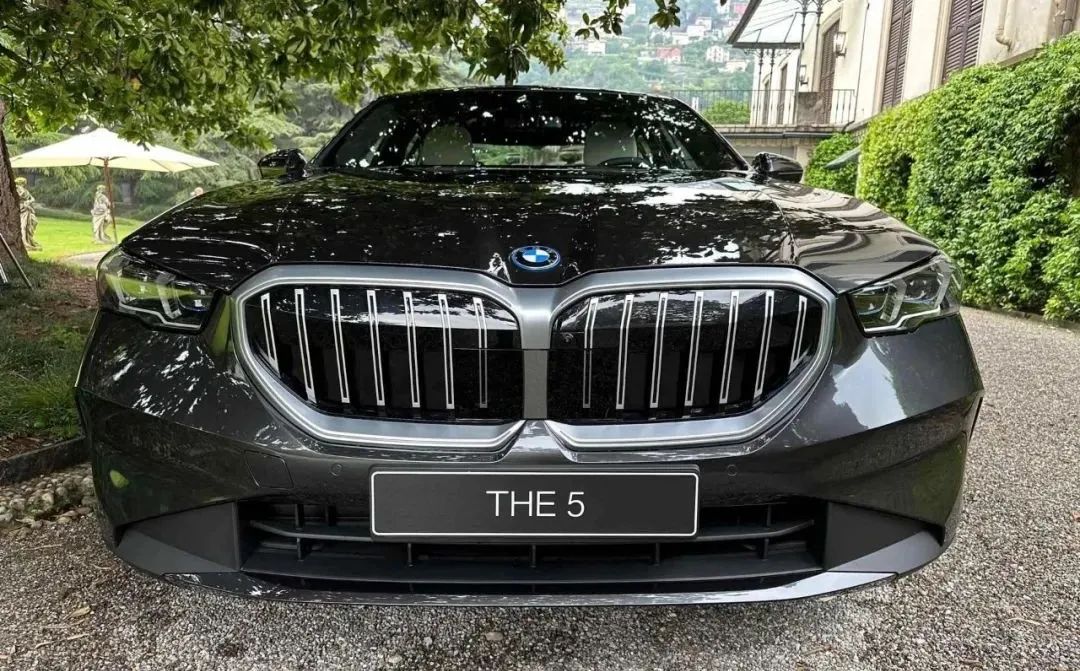 新款5系燃油版,全新燃油版5系