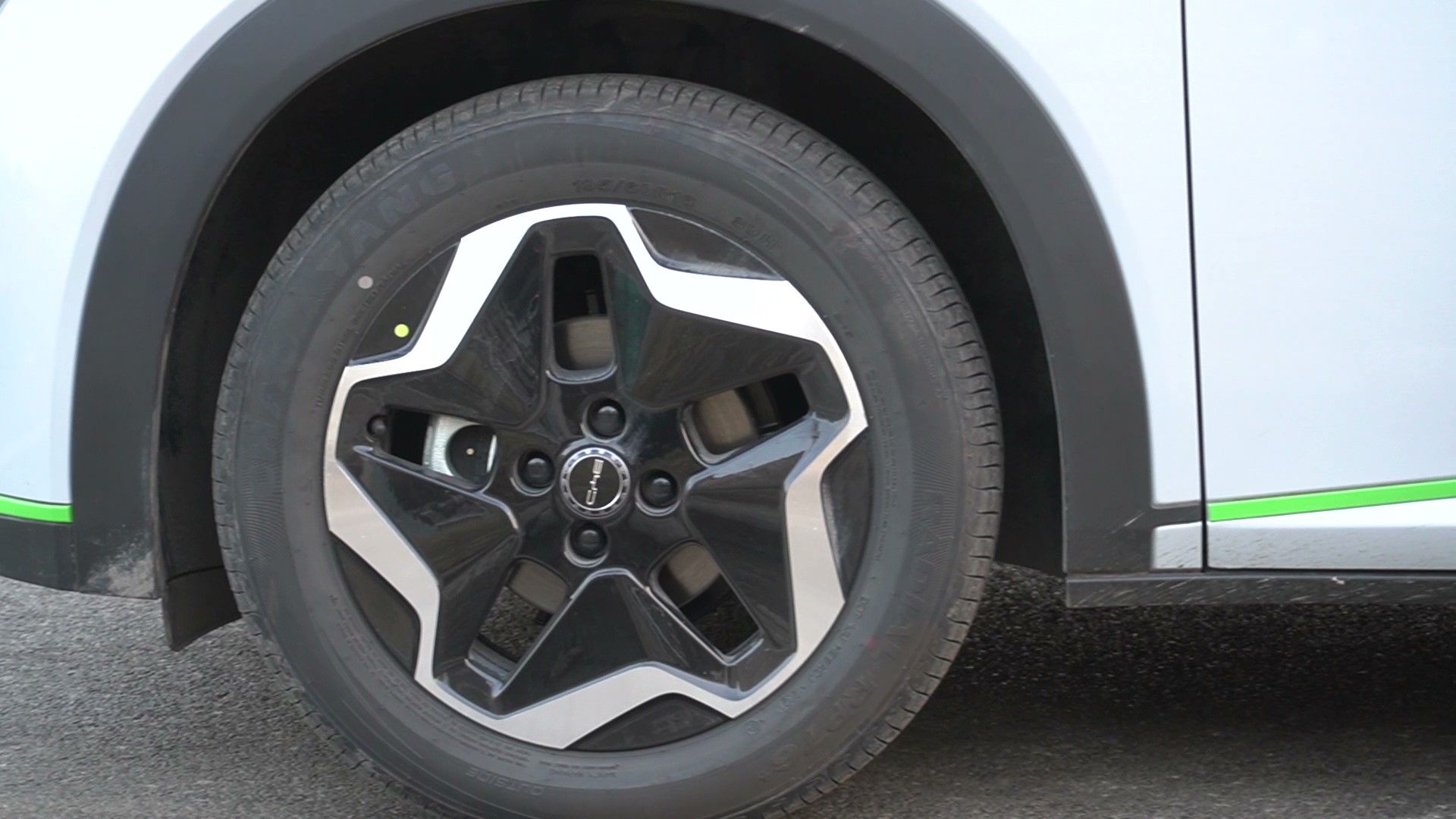 比亚迪海豚用户吐槽的问题,为啥比亚迪海豚销量高