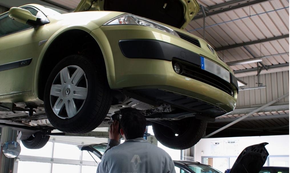 常见汽车故障大全集解析,汽车10个常见问题