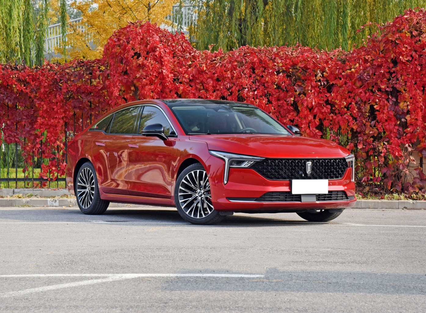 预算14万，提了台奔腾B702.0T版本，动力油耗满意，但缺点也明显