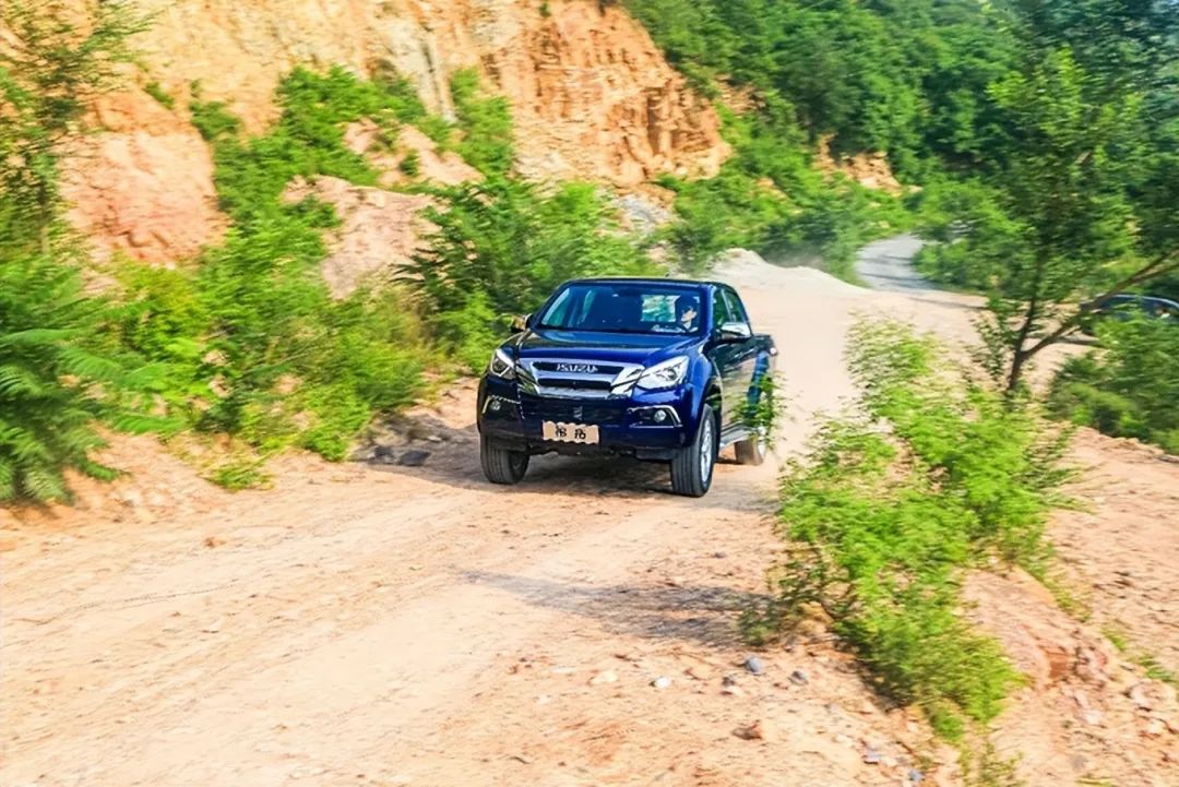 品质引领格调的飞跃，铃拓和精致露营一起诠释高品味