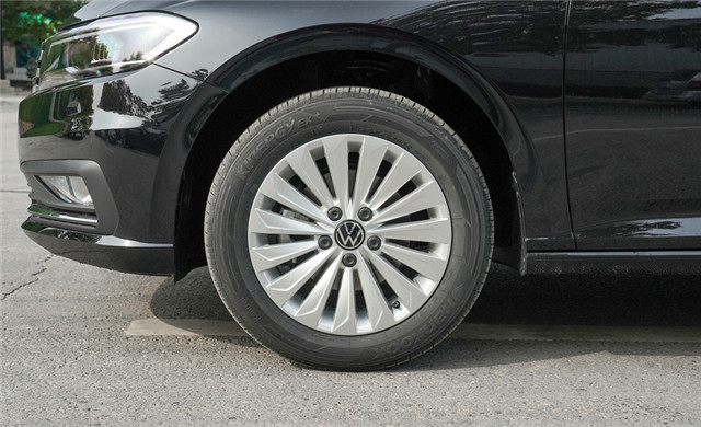 2022款朗逸280tsi1.4t舒适版落地,2021版大众朗逸有安全气囊吗