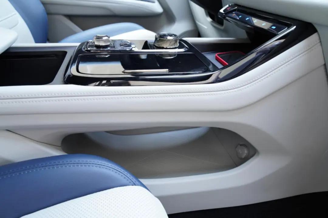 解读低配车2022款江铃福特领睿,试驾江铃福特领睿