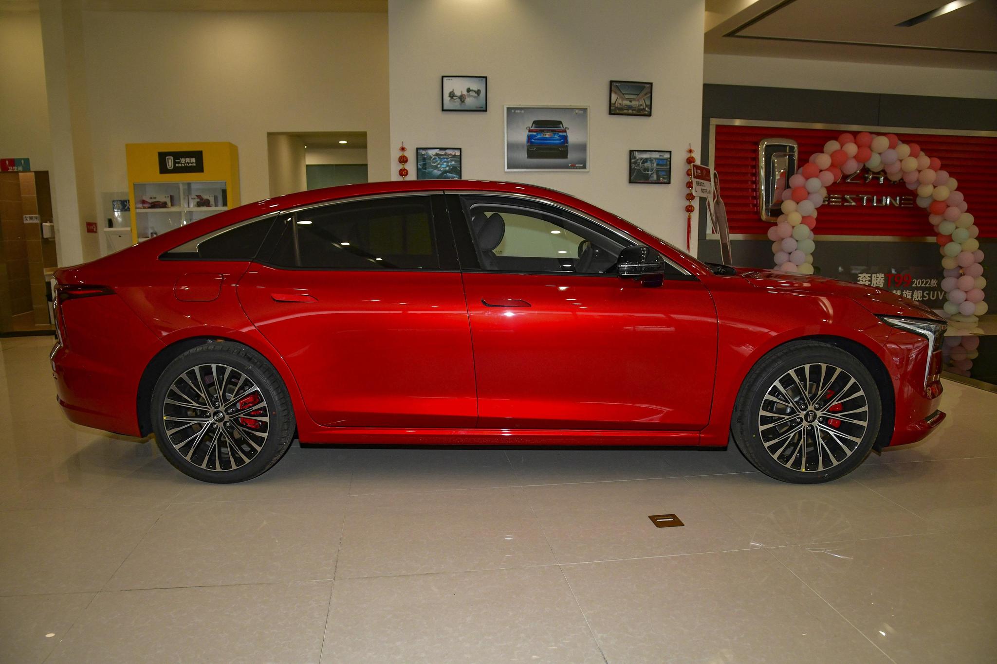 奔腾b70中型suv,奔腾b70这款车怎么样值得购买吗