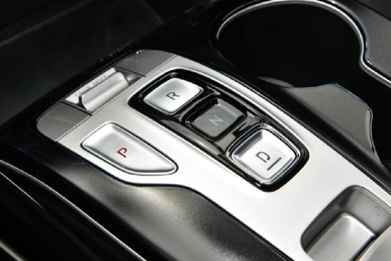 第五代途胜l换装8at评测,途胜l8at版本和7速双离合怎么区分