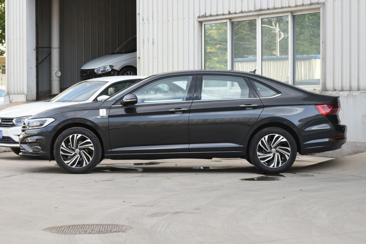 大众速腾1.4t舒适版外观测评,全新大众速腾1.4t中配试驾