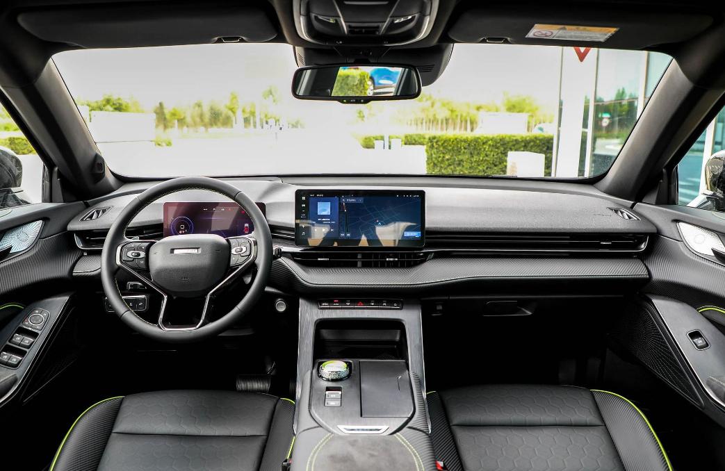 哈弗h6新款2022款第四代混动版,哈弗h6该买哪一款省油动力好