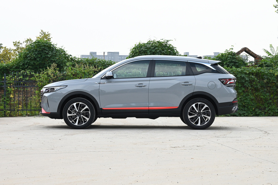 东风风神全新ax7马赫版比老款如何,国产紧凑级suv-东风风神ax7马赫版