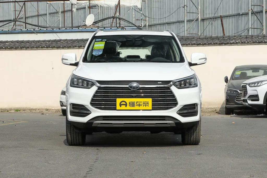 比亚迪宋plusdmi跑山路动力怎么样,比亚迪宋空间大吗