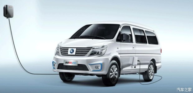 新能源菱智m5ev补贴价格,油价5元以上的车